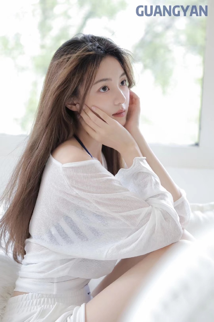 春光乍泄